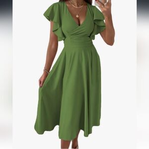 Dokotoo GrassbGreen V Neck Short Flutter Sleeve  Midi Dress Size 2X NWT
